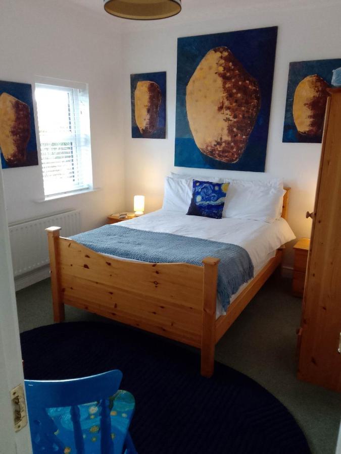Malin Head Stay SolasTobann ArtHouse Room 1 Ensuite Exterior foto